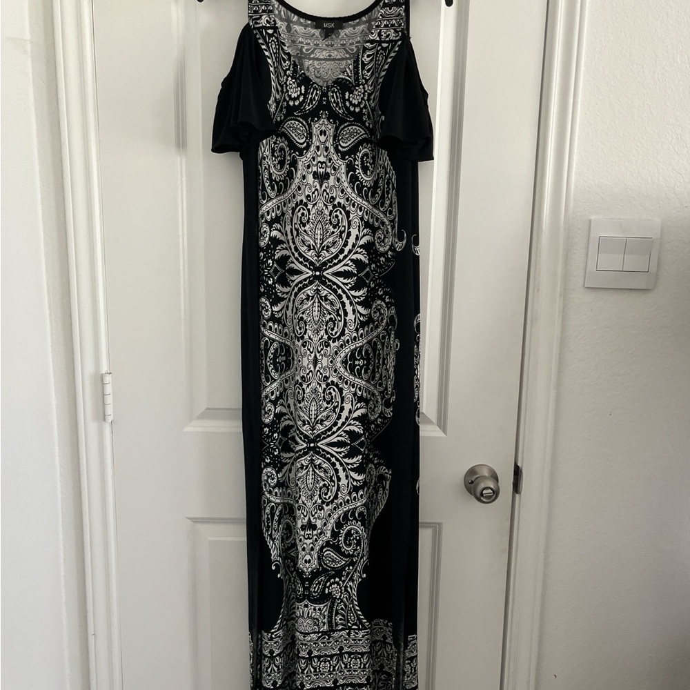 MSK Black and White Cold Shoulder Maxi Gown